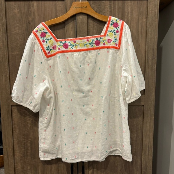 Talbots White Top with Multicolor Embroidery - Picture 3 of 13